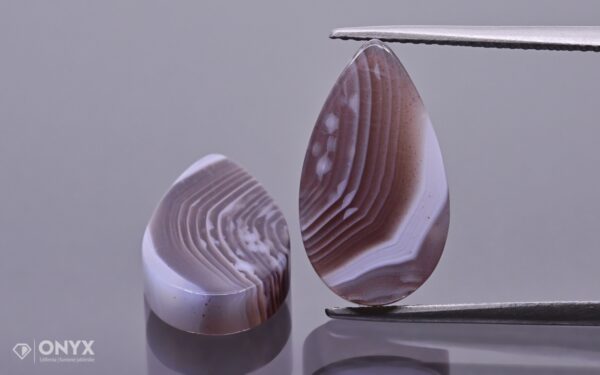 Botswana Agate flat PAIR pear 17.5×10 mm