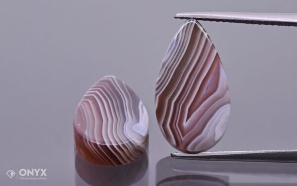 Botswana Agate flat PAIR pear 17.5×10 mm