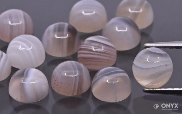 Botswana agate cabochon round 5 mm